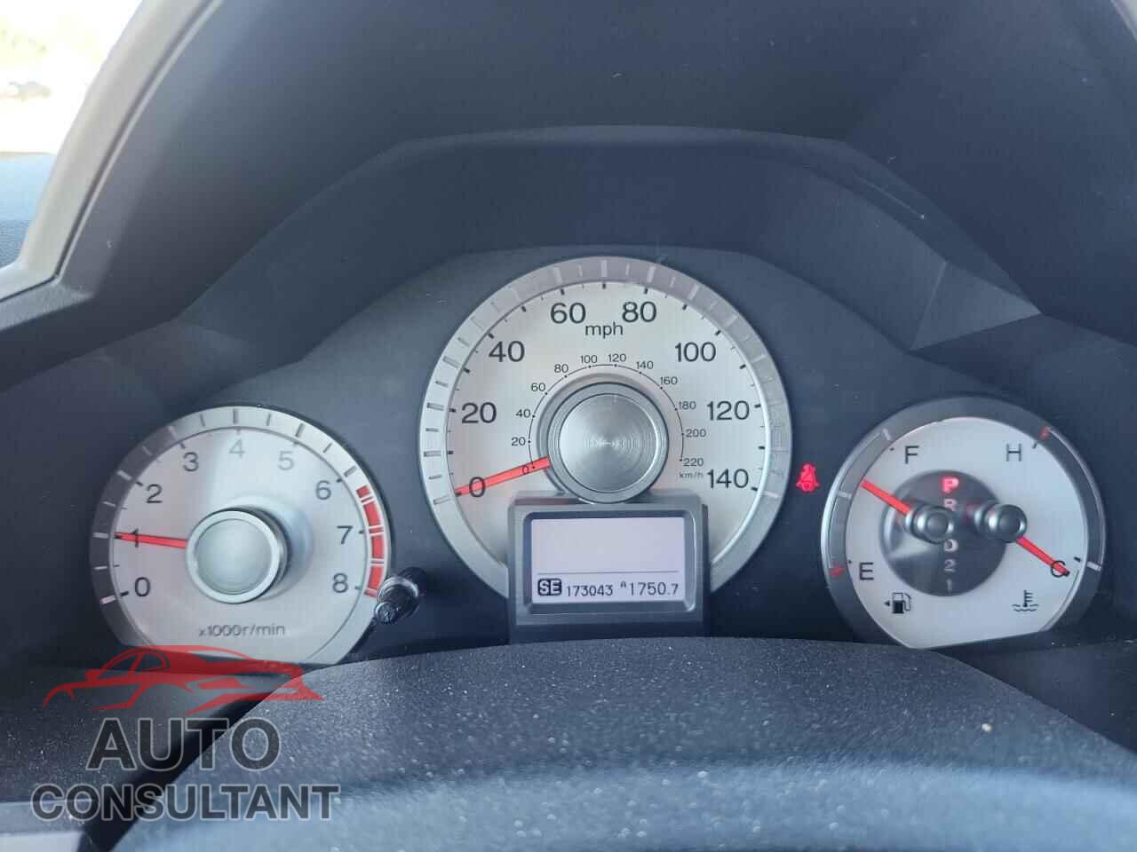 HONDA PILOT 2011 - 5FNYF4H78BB010399