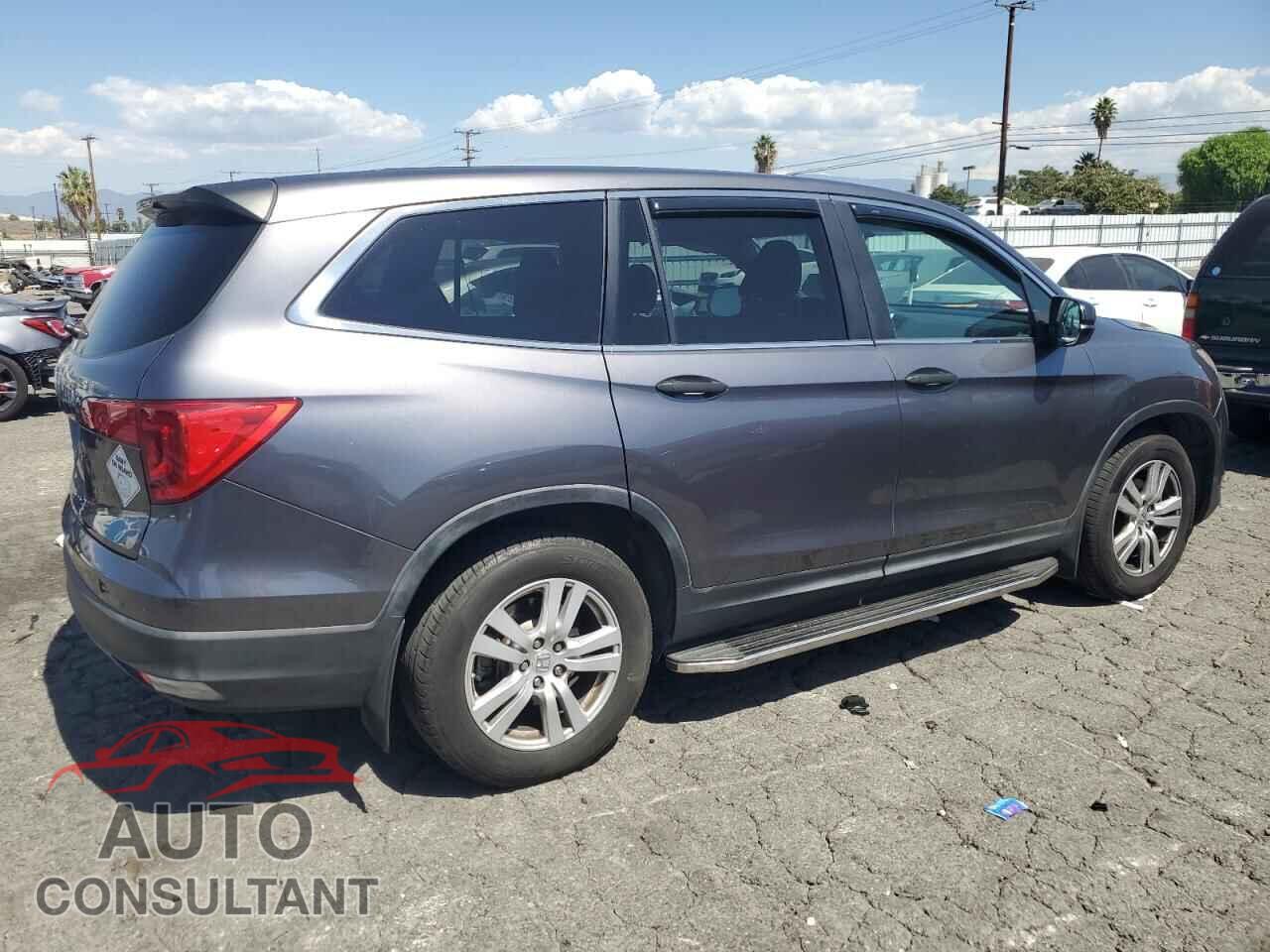 HONDA PILOT 2017 - 5FNYF5H14HB008272
