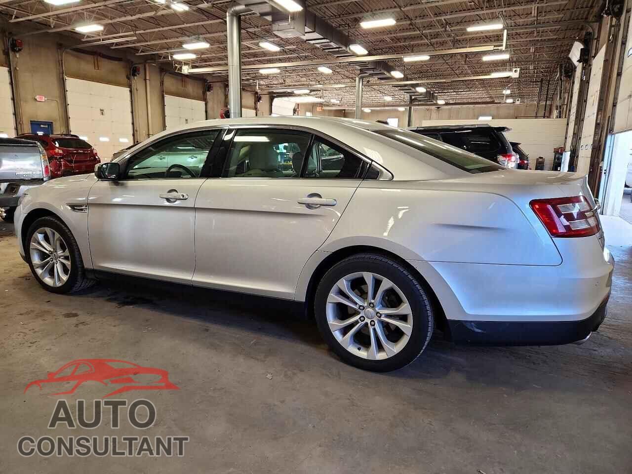 FORD TAURUS 2013 - 1FAHP2E85DG175212