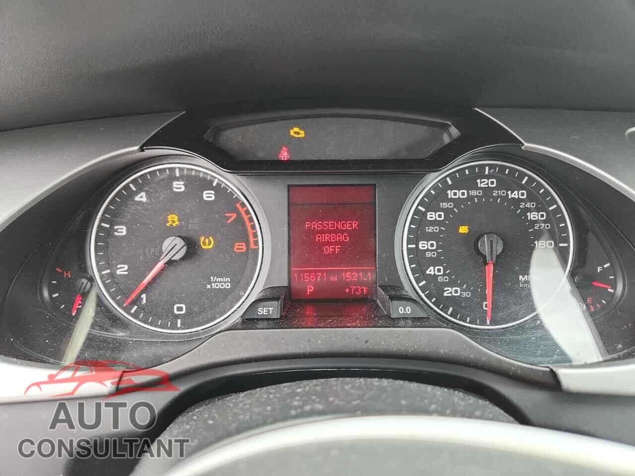 AUDI A4 2011 - WAUBFAFL3BN009647