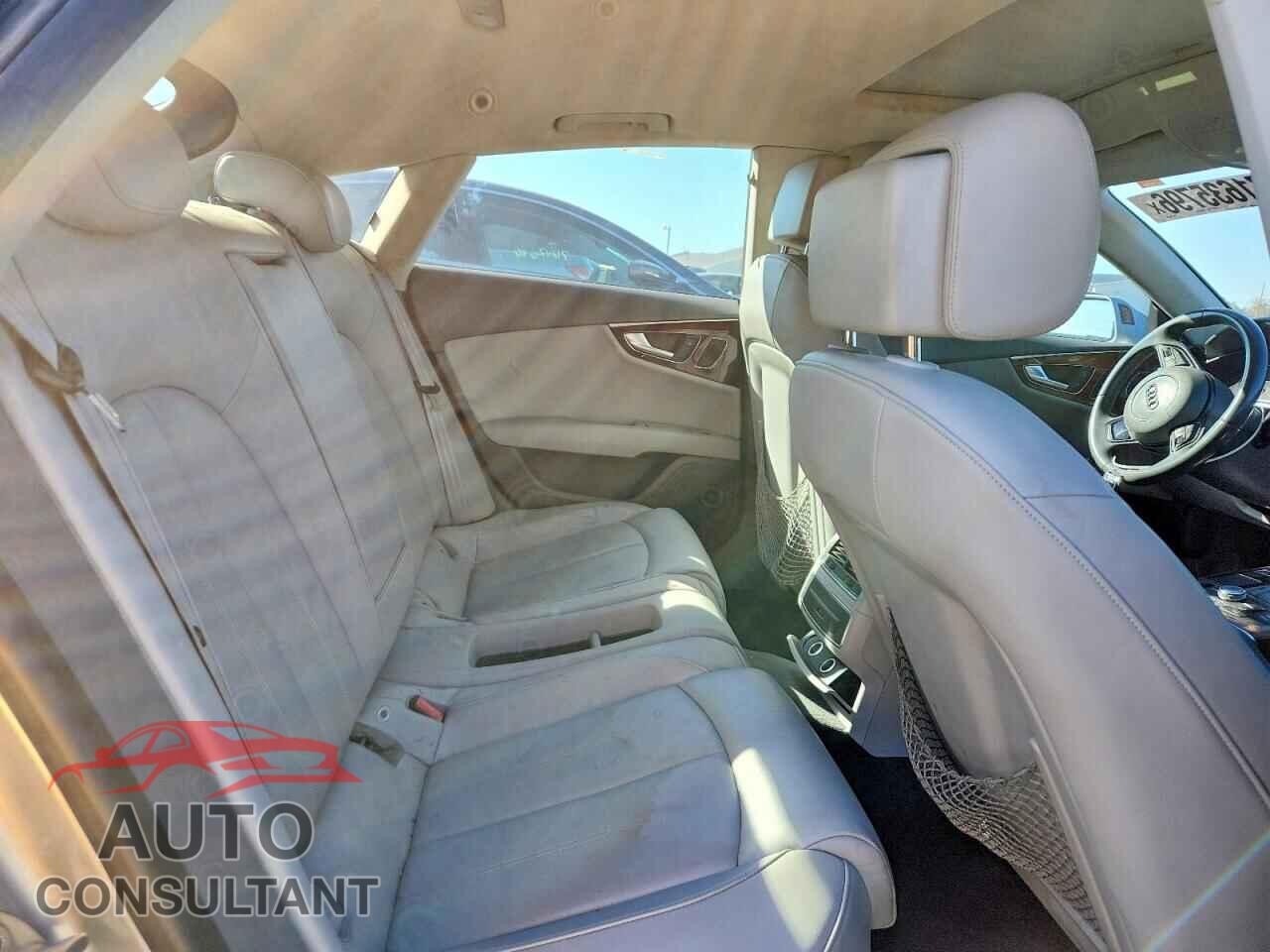 AUDI A7 2012 - WAUYGAFC6CN084030