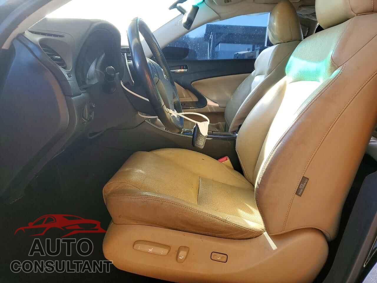 LEXUS IS 2010 - JTHBF5C2XA5124863