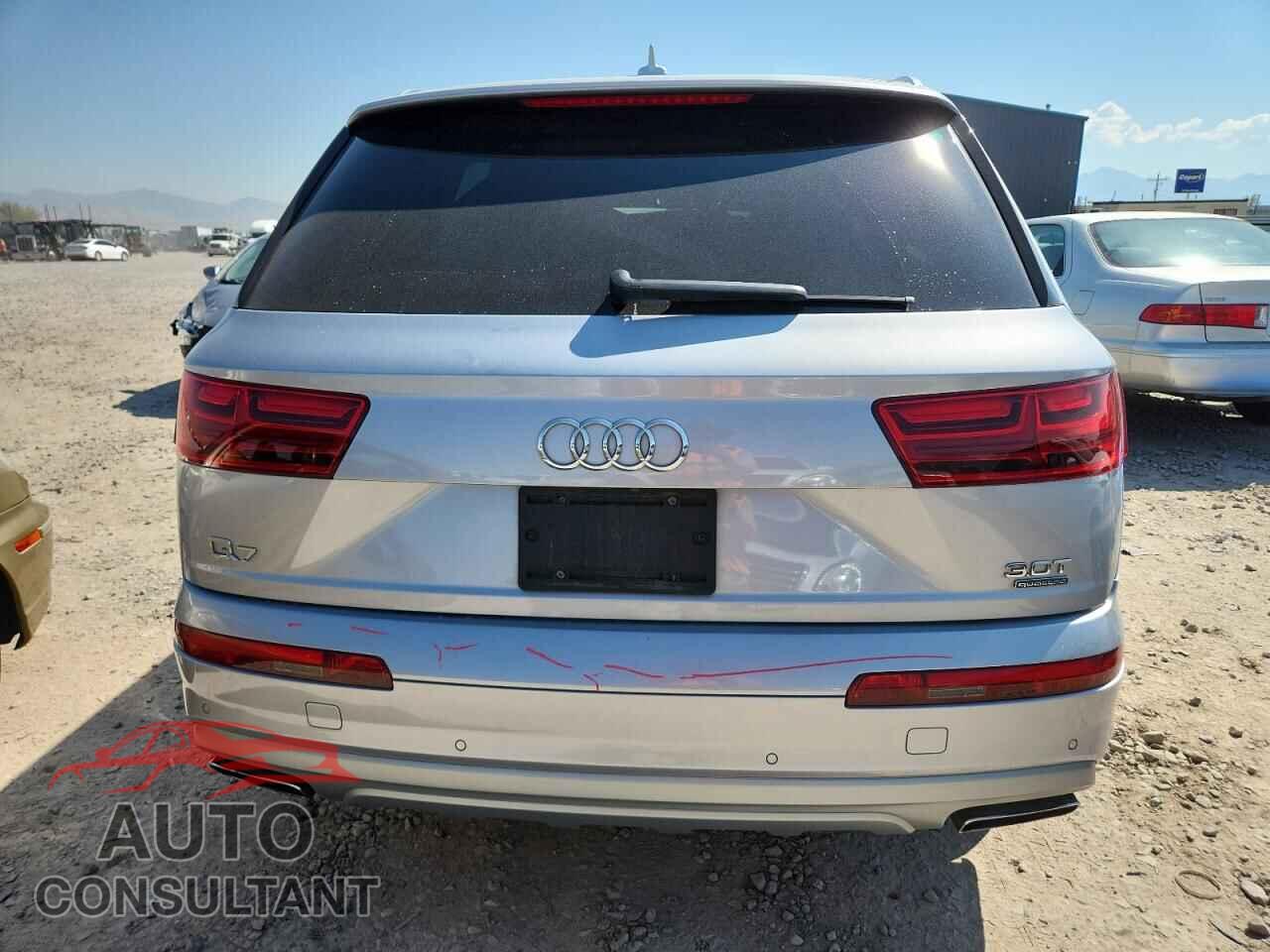 AUDI Q7 2017 - WA1LAAF72HD006966