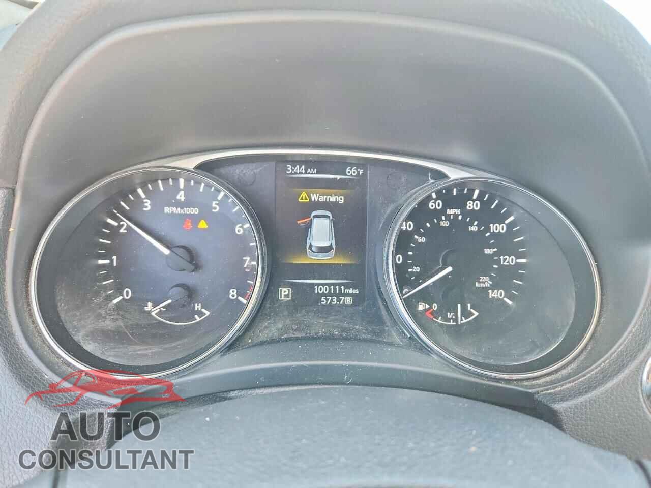 NISSAN ROGUE 2015 - 5N1AT2MV2FC904173