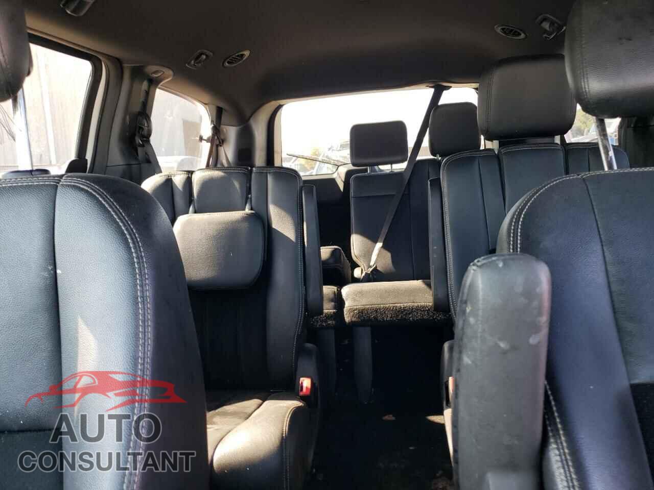 DODGE CARAVAN 2015 - 2C4RDGCG3FR750732