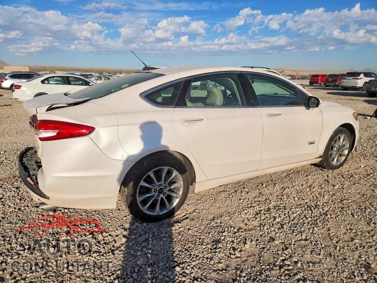 FORD FUSION 2017 - 3FA6P0PU4HR285088