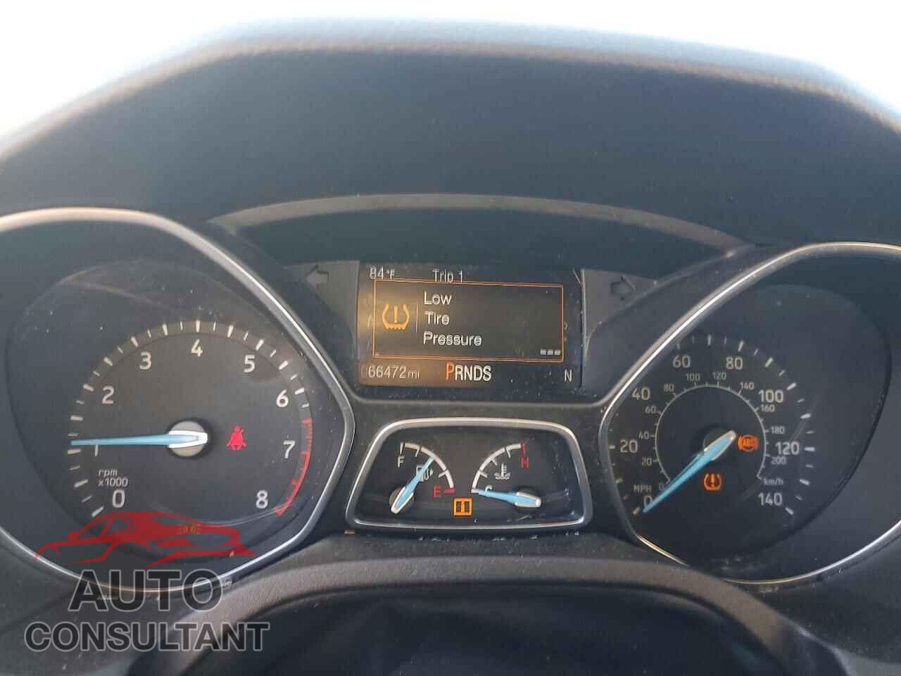 FORD FOCUS 2016 - 1FADP3K22GL313062