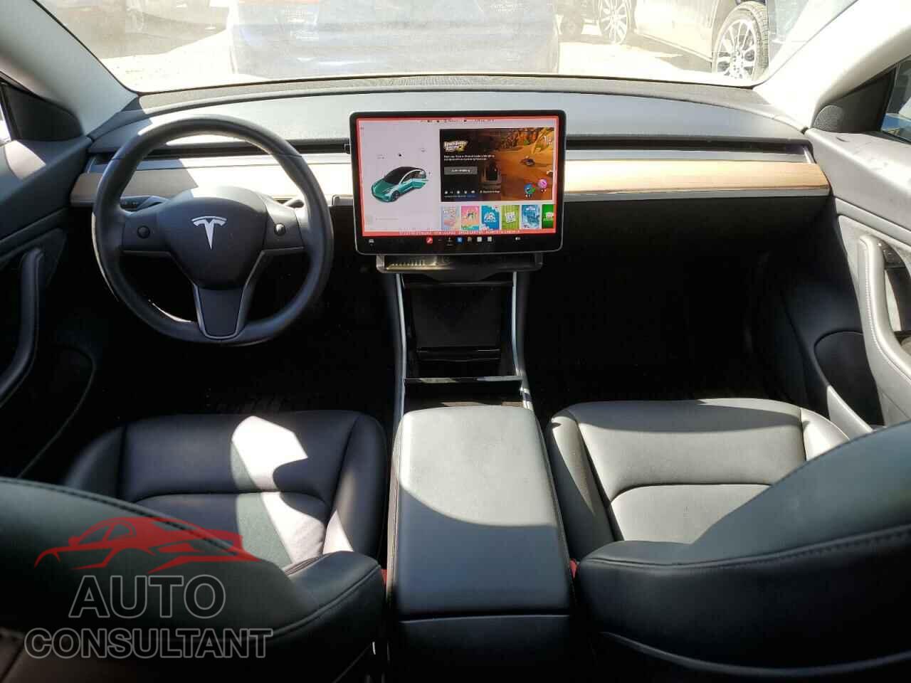 TESLA MODEL 3 2018 - 5YJ3E1EB1JF065263