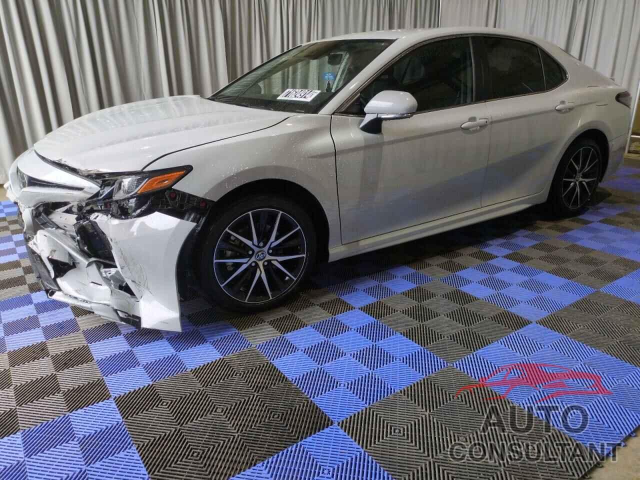 TOYOTA CAMRY 2023 - 4T1G11AK9PU183043