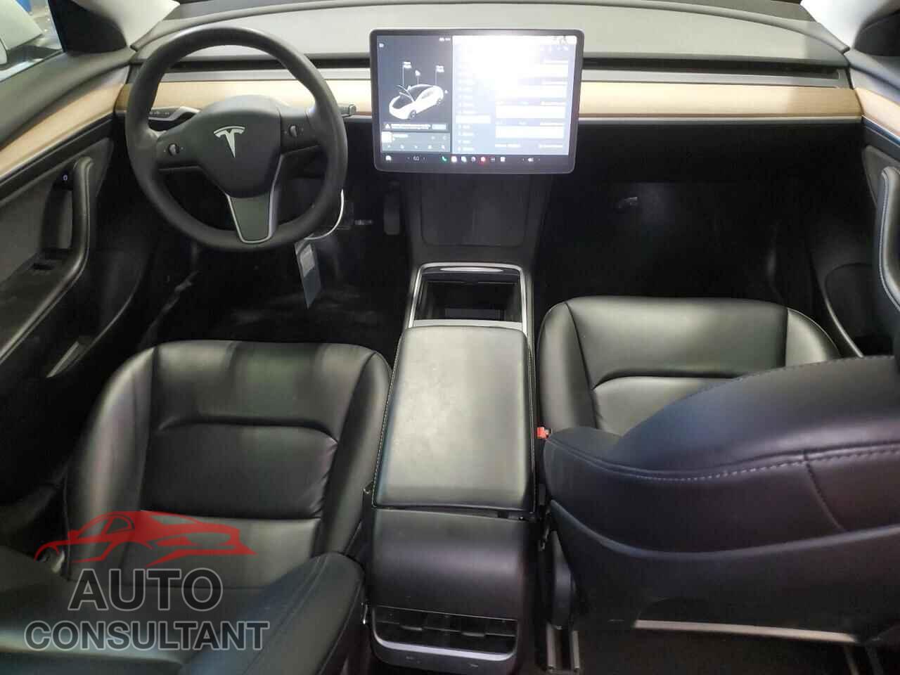 TESLA MODEL 3 2021 - 5YJ3E1EBXMF995912