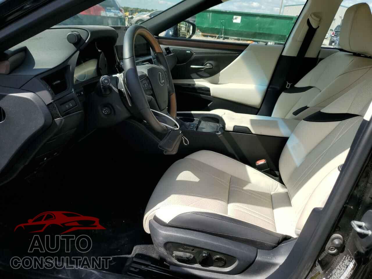 LEXUS ES300 2024 - 58AFA1C19RU045613
