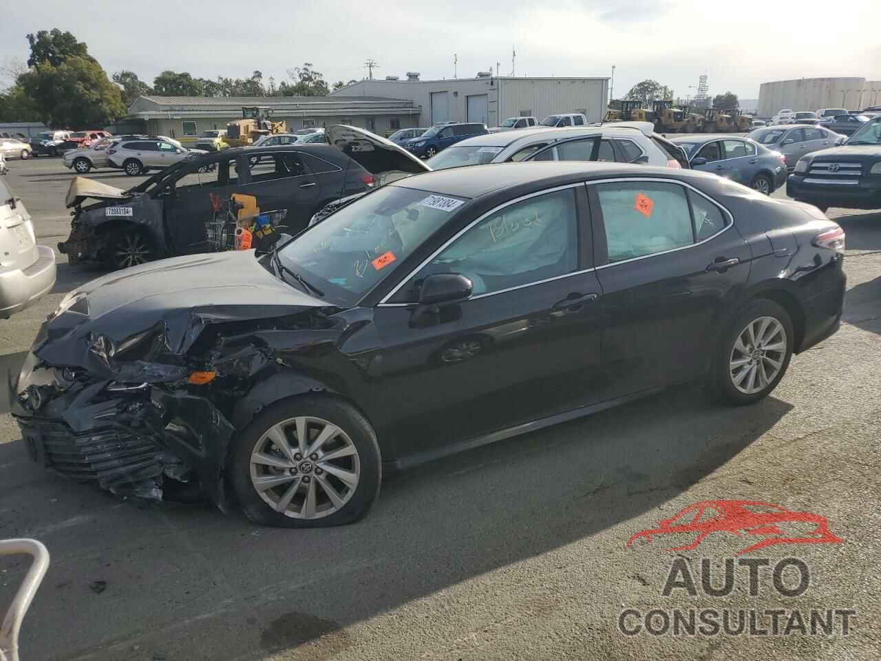 TOYOTA CAMRY 2021 - 4T1C11AK8MU524376