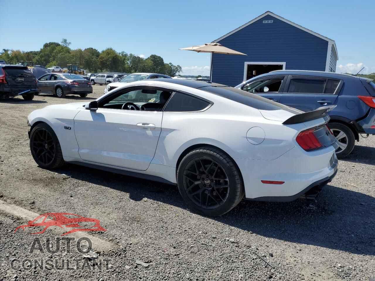 FORD MUSTANG 2020 - 1FA6P8CF2L5132436