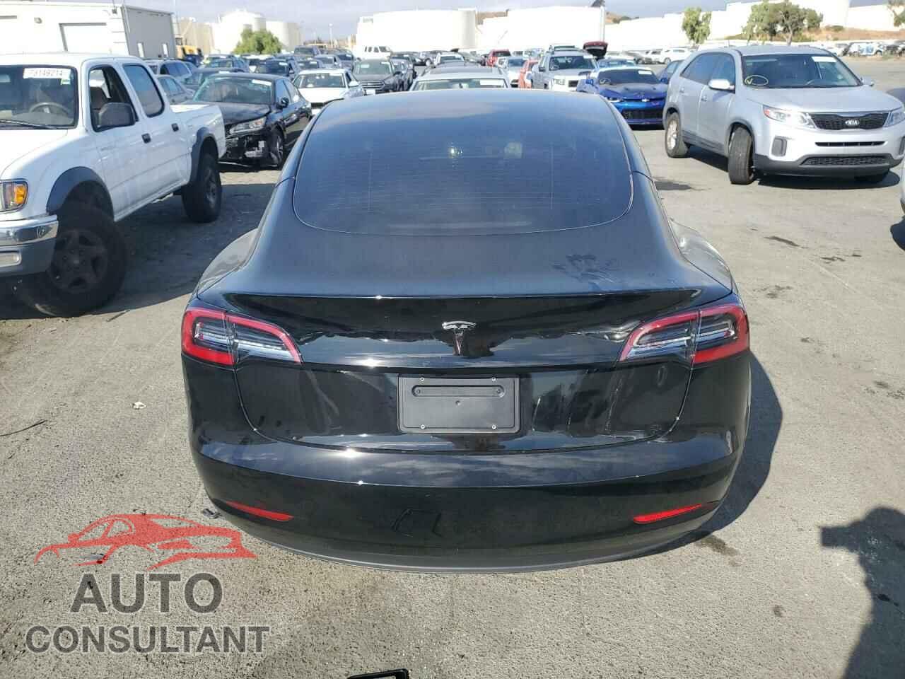 TESLA MODEL 3 2023 - 5YJ3E1EA5PF493949