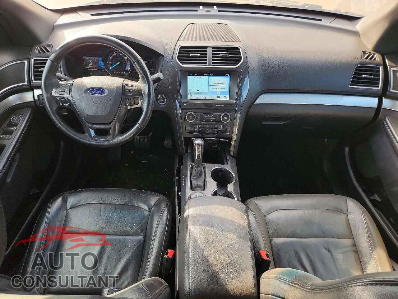 FORD EXPLORER 2017 - 1FM5K8D87HGA26348