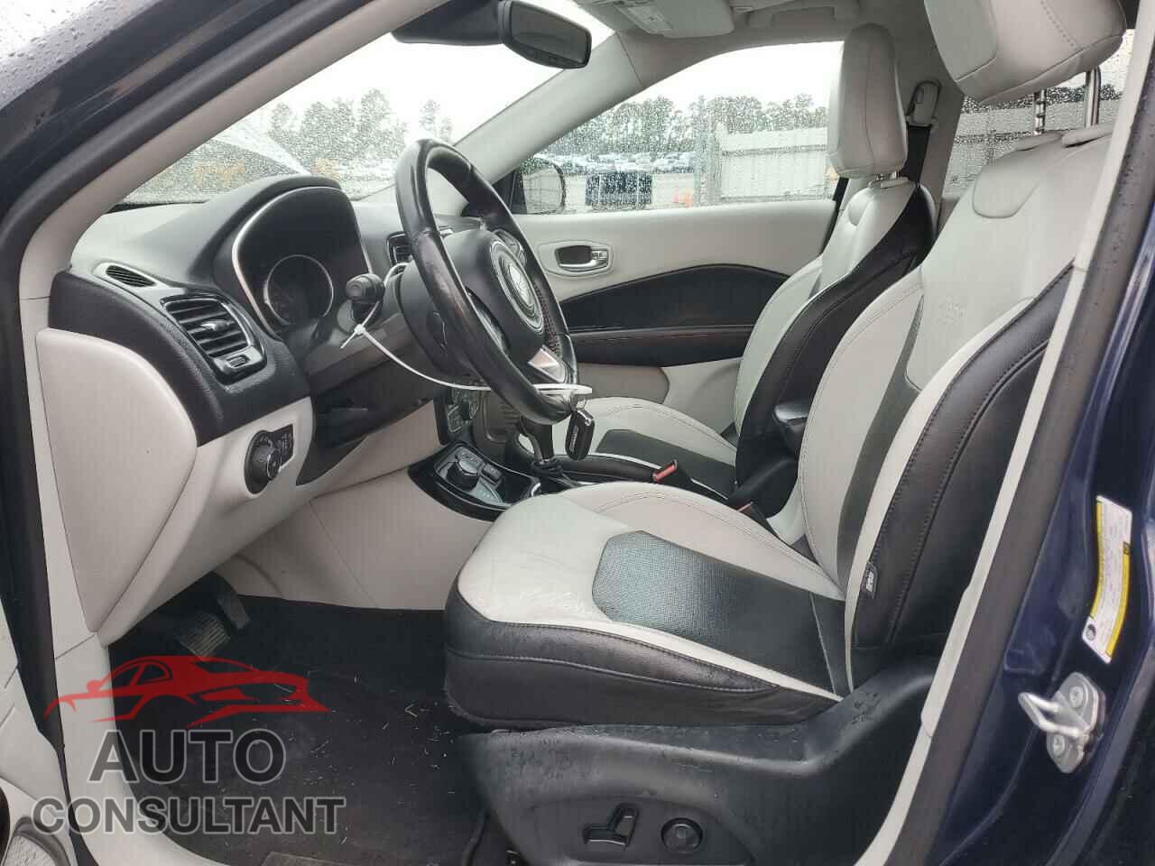 JEEP COMPASS 2018 - 3C4NJDCB5JT281210