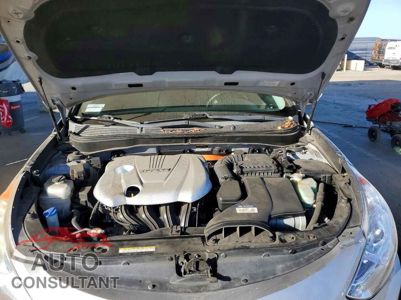 HYUNDAI SONATA 2012 - KMHEC4A48CA033442