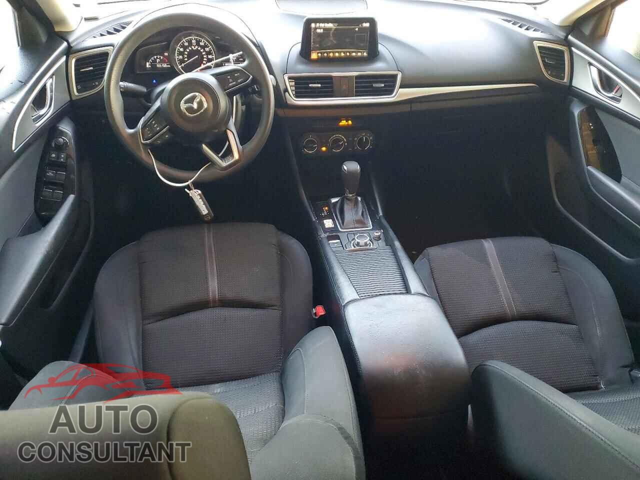 MAZDA 3 2017 - 3MZBN1U71HM105885