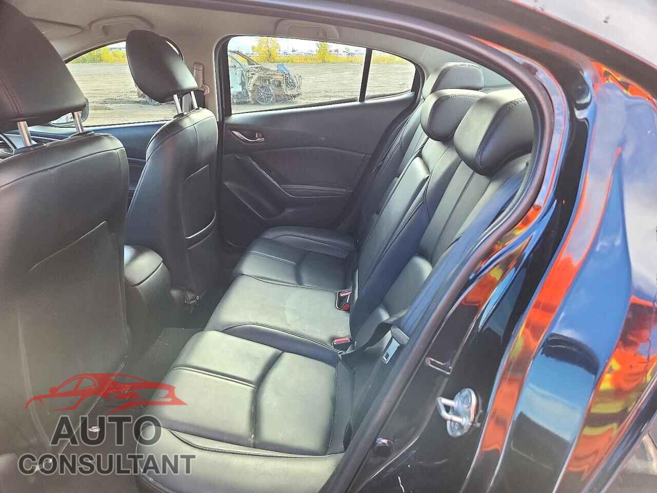 MAZDA 3 2017 - 3MZBN1T7XHM144539