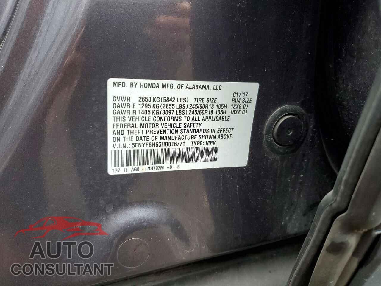 HONDA PILOT 2017 - 5FNYF6H65HB016771