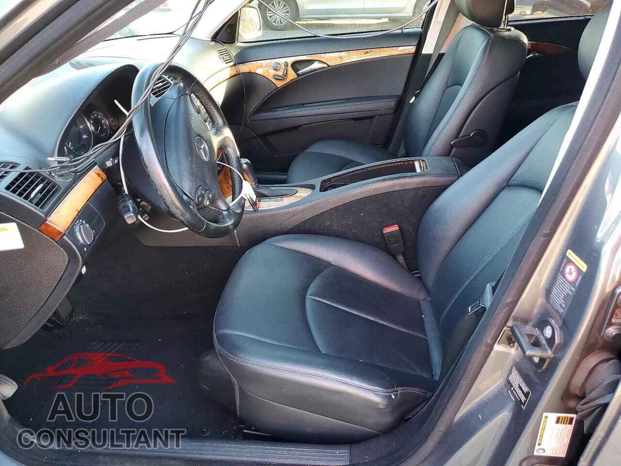 MERCEDES-BENZ E-CLASS 2009 - WDBUH87X59B402981
