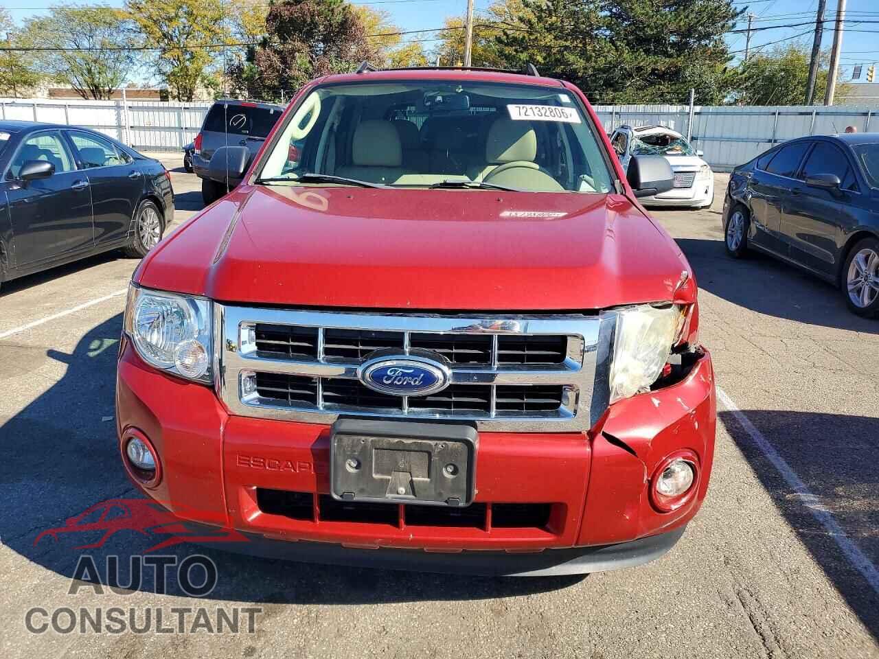FORD ESCAPE 2011 - 1FMCU0DG6BKA21026
