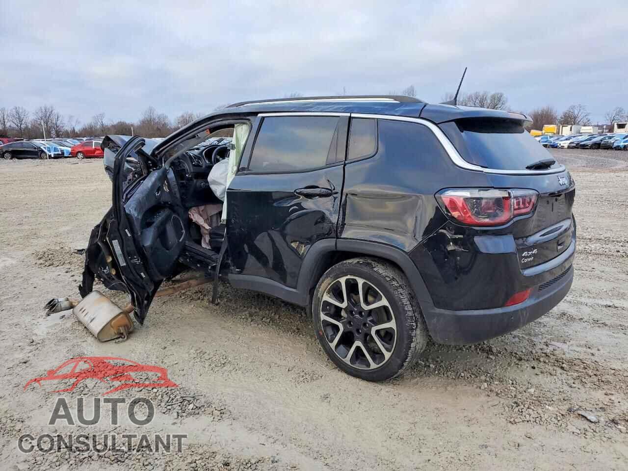 JEEP COMPASS 2018 - 3C4NJDCB4JT290707