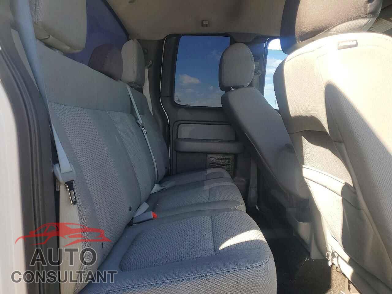 FORD F150 2013 - 1FTFX1CT2DKF37223