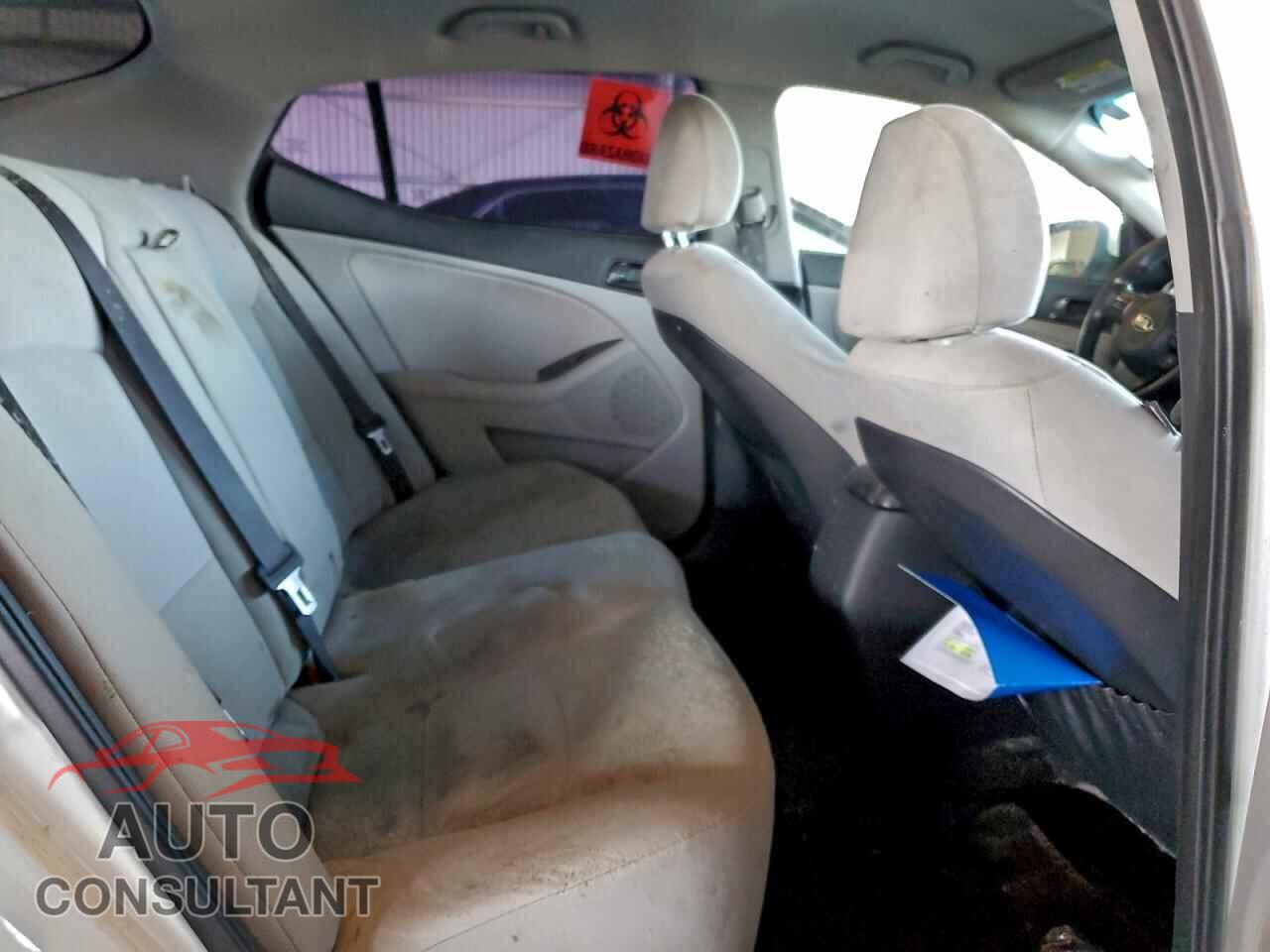 KIA OPTIMA 2015 - KNAGM4A77F5662835