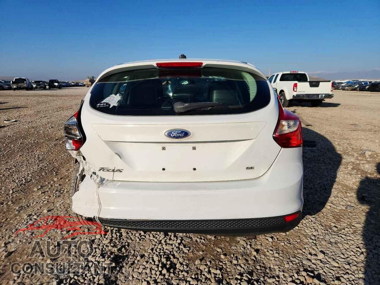 FORD FOCUS 2014 - 1FADP3K2XEL337574