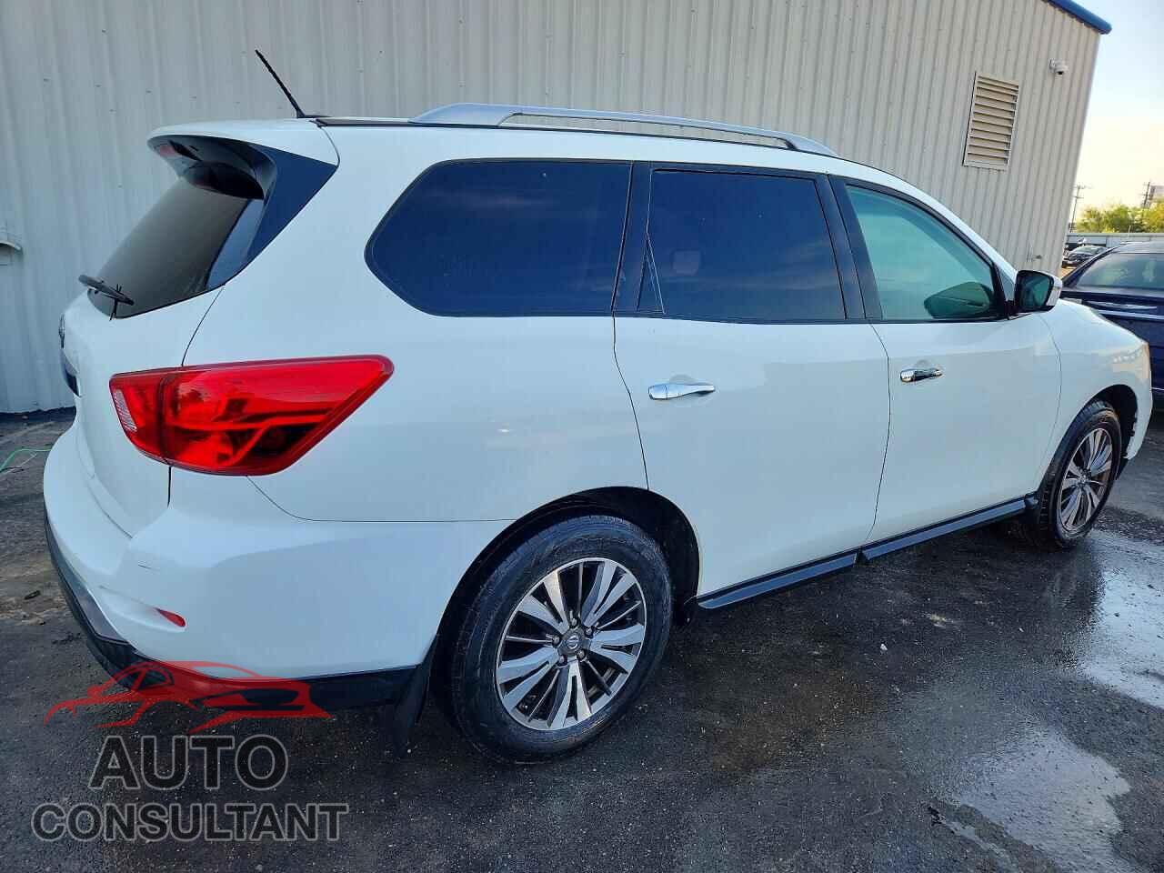 NISSAN PATHFINDER 2017 - 5N1DR2MN3HC903175