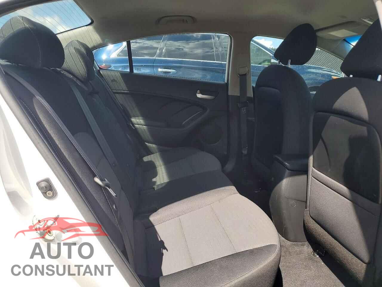KIA FORTE 2017 - 3KPFL4A74HE144836