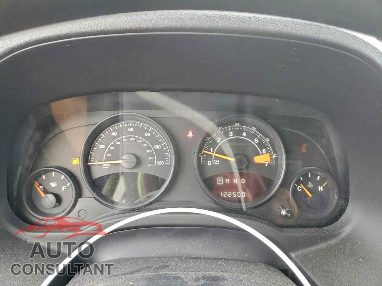 JEEP COMPASS 2015 - 1C4NJCBAXFD170572
