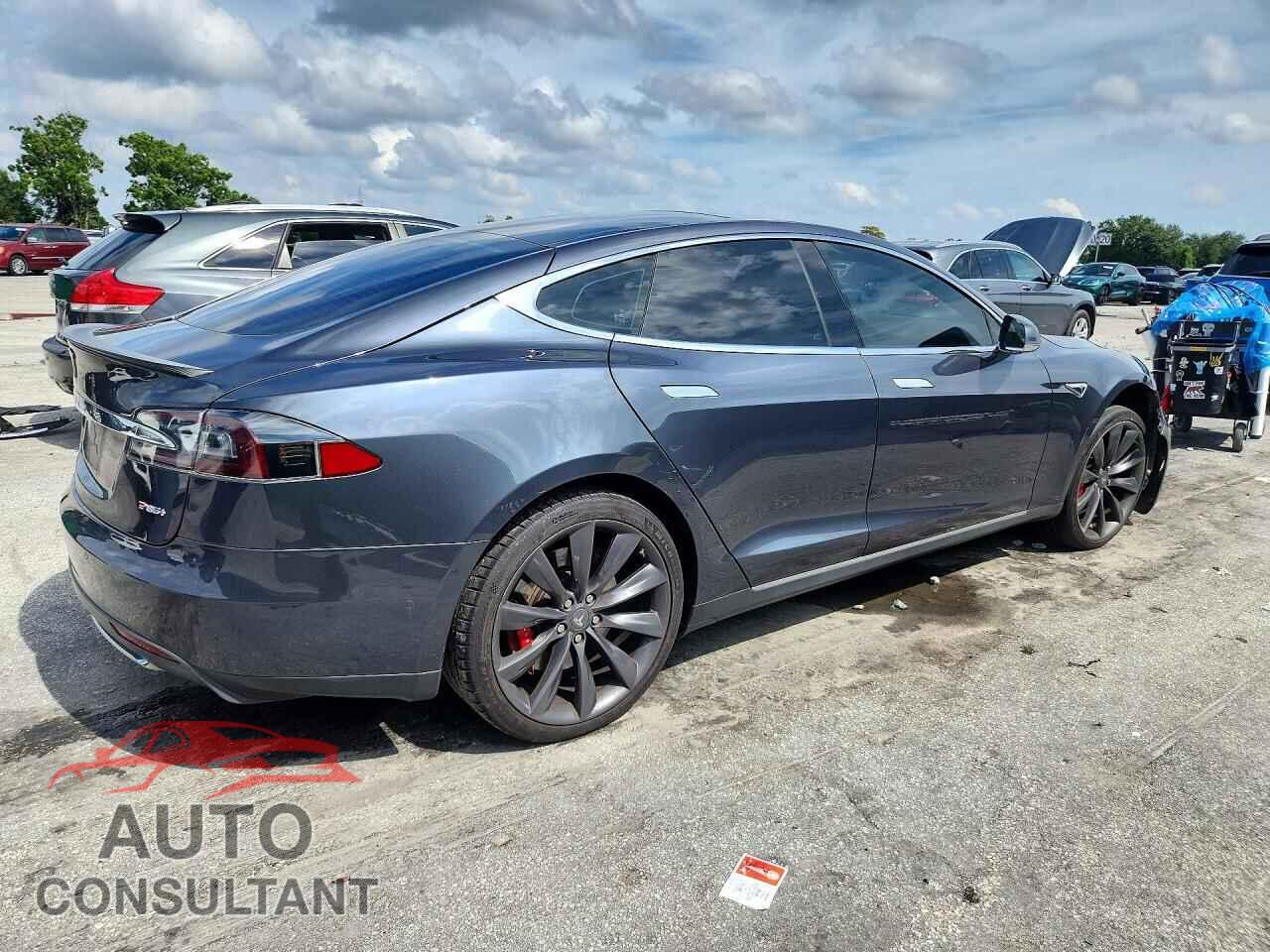 TESLA MODEL S 2014 - 5YJSA1H11EFP59595