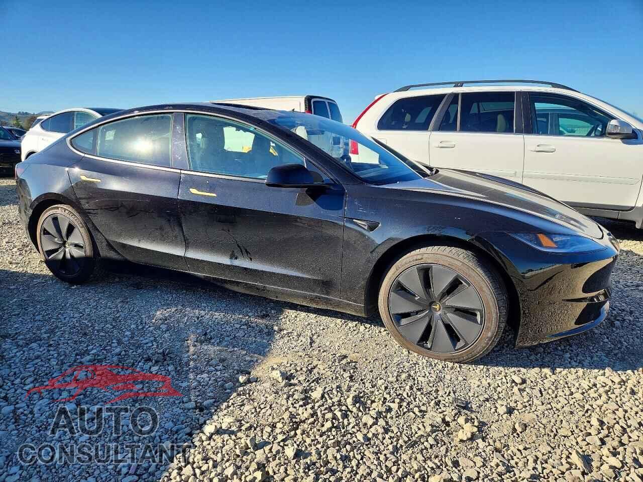 TESLA MODEL 3 2025 - 5YJ3E1EA9SF046615