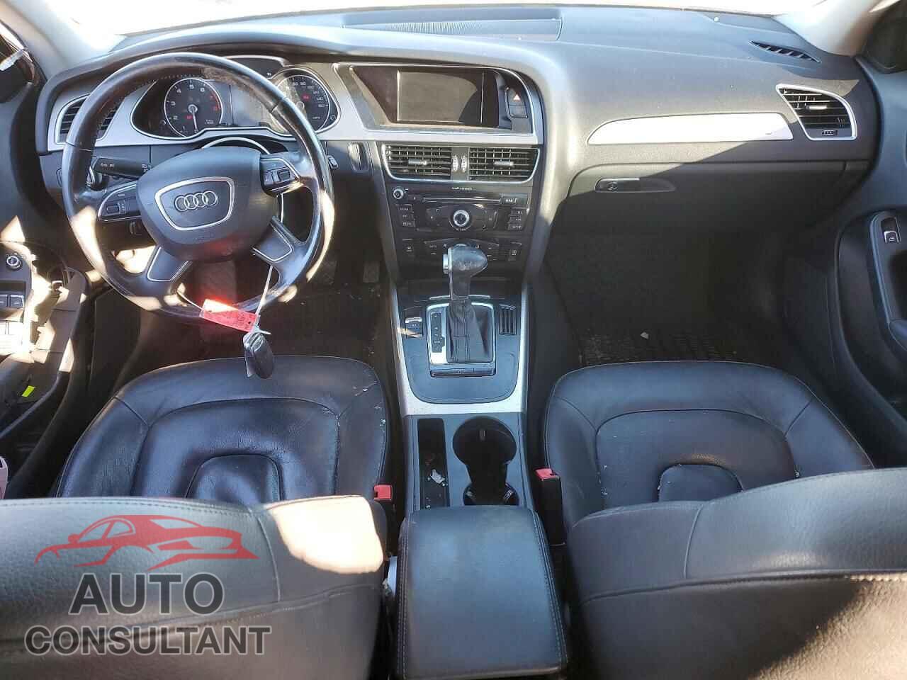 AUDI A4 2013 - WAUBFAFL9DN047080