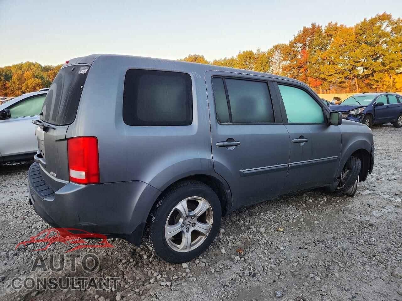 HONDA PILOT 2013 - 5FNYF4H56DB050255