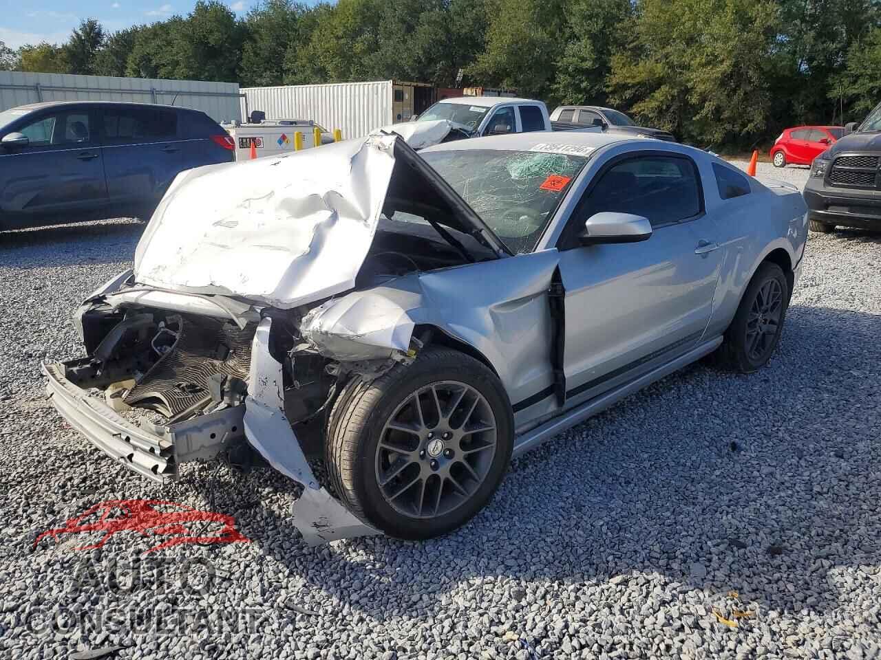 FORD MUSTANG 2013 - 1ZVBP8AM9D5259063