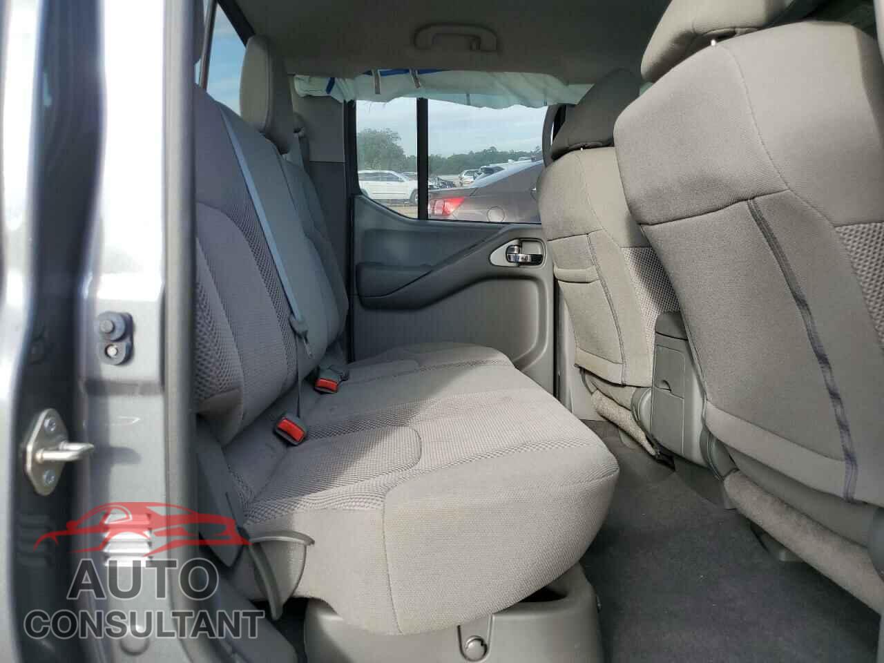 NISSAN FRONTIER 2019 - 1N6AD0ER1KN776429