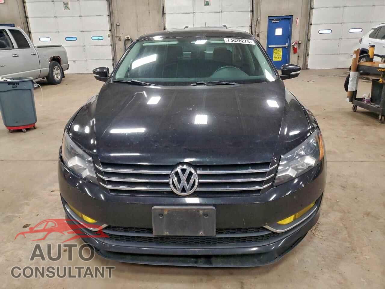 VOLKSWAGEN PASSAT 2015 - 1VWAT7A30FC103663