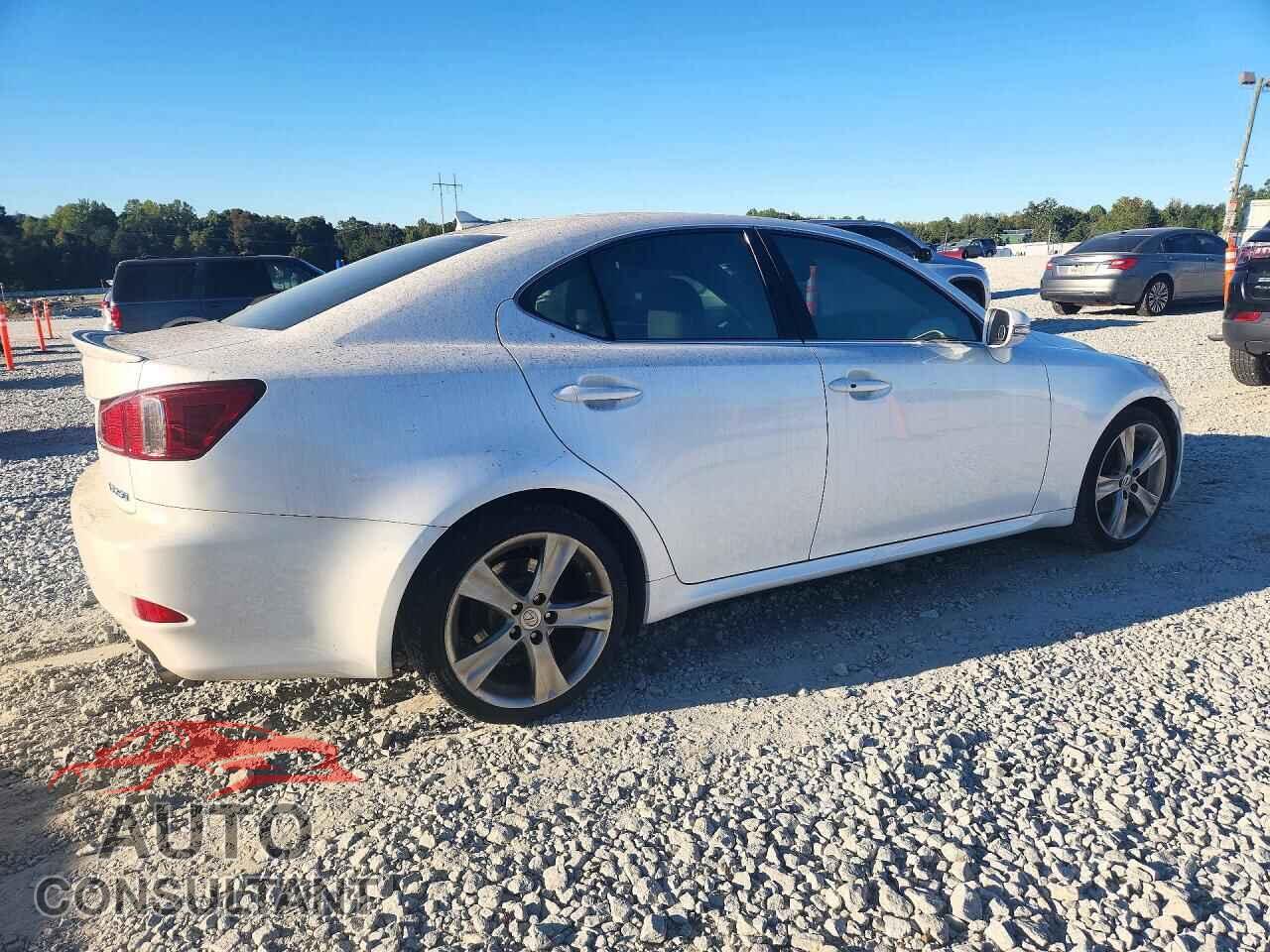 LEXUS IS 2011 - JTHBF5C21B5152990