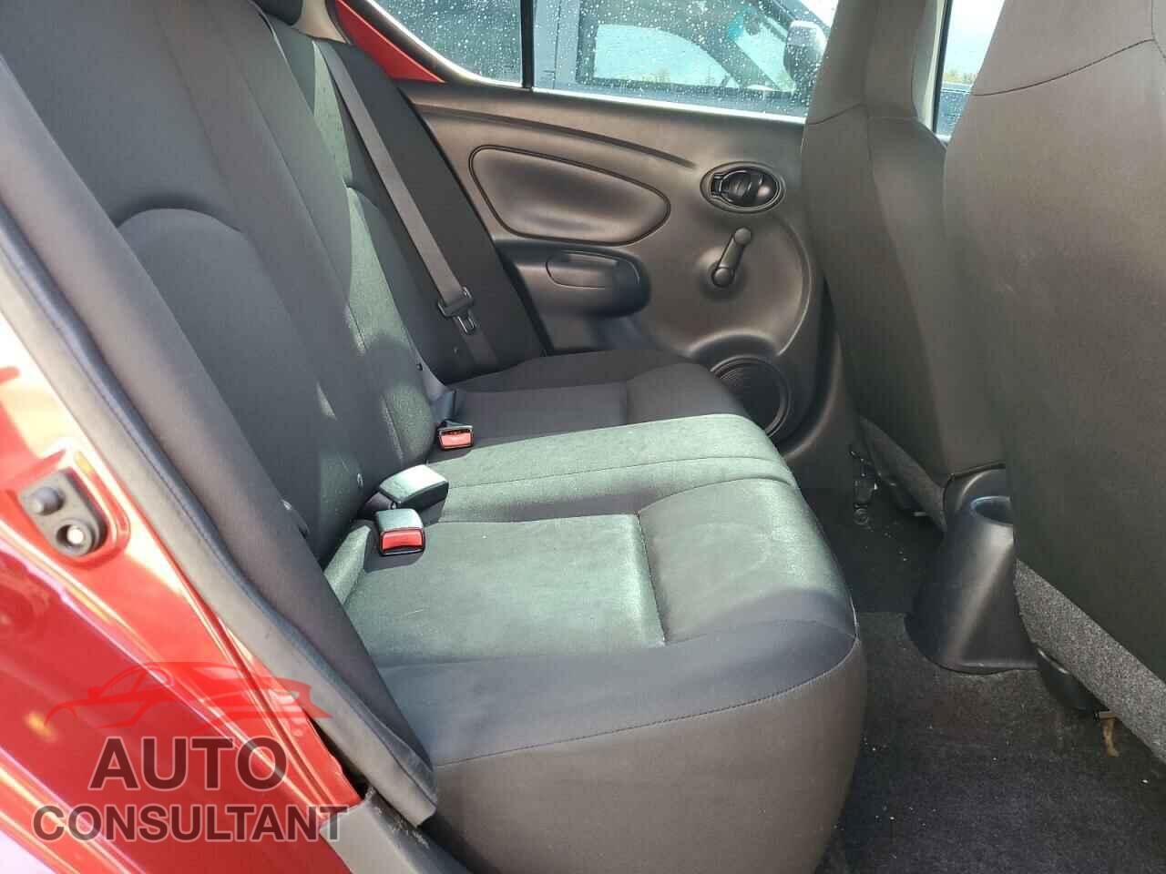 NISSAN VERSA 2017 - 3N1CN7AP3HL884097