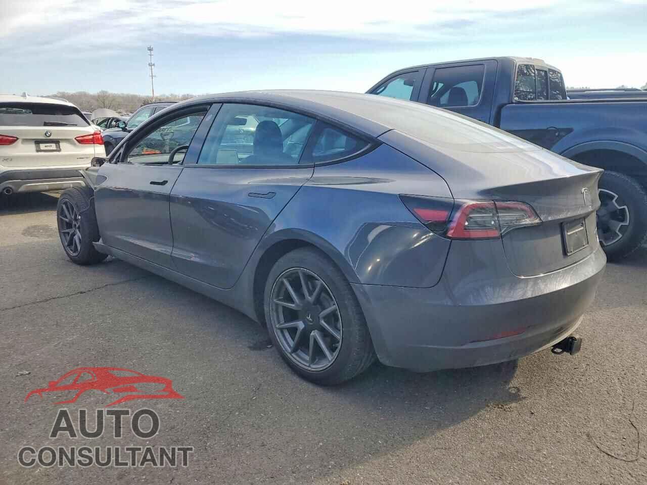 TESLA MODEL 3 2022 - 5YJ3E1EB9NF127871