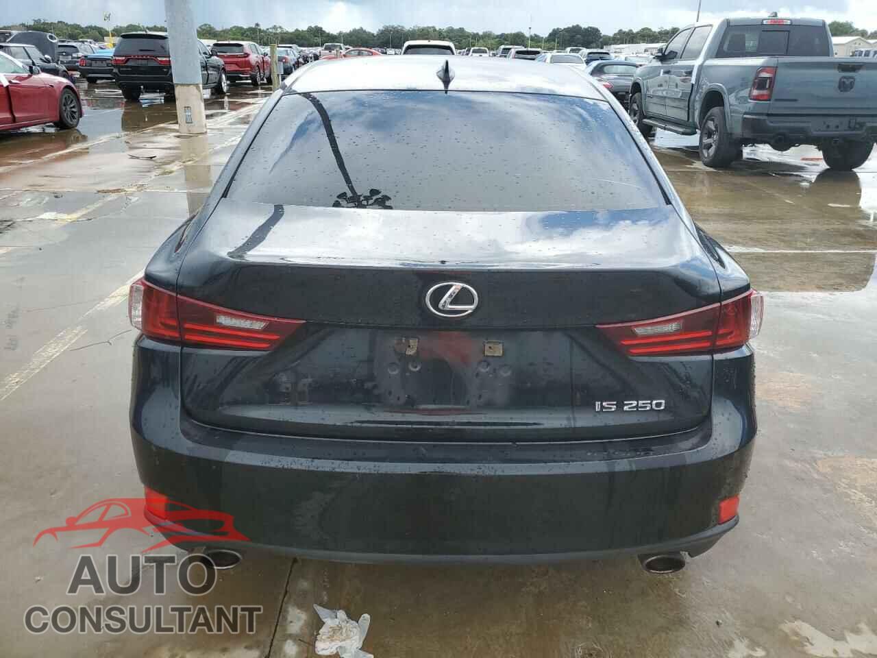 LEXUS IS 2014 - JTHBF1D29E5019146