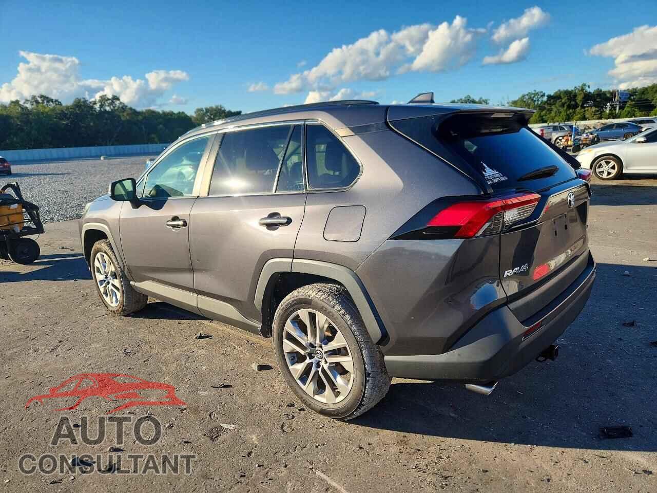 TOYOTA RAV4 2019 - 2T3C1RFV2KW007712