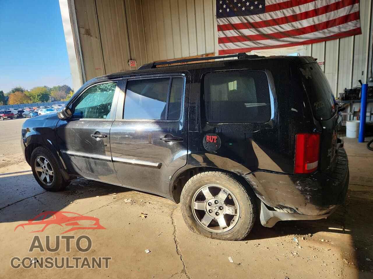 HONDA PILOT 2011 - 5FNYF4H93BB071838