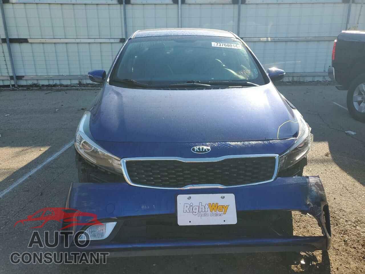 KIA FORTE 2018 - 3KPFL4A88JE194055