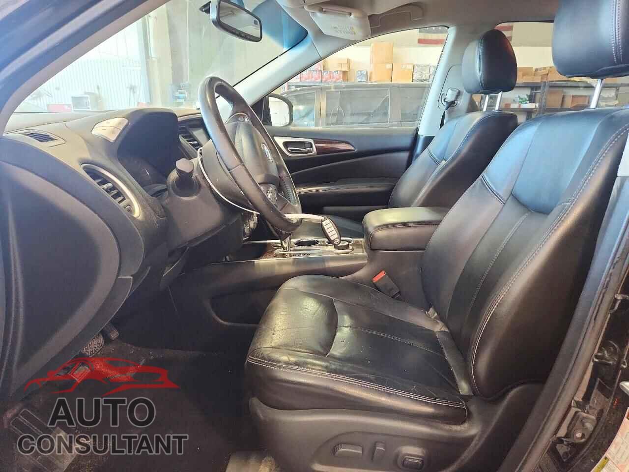 NISSAN PATHFINDER 2013 - 5N1AR2MM7DC658630