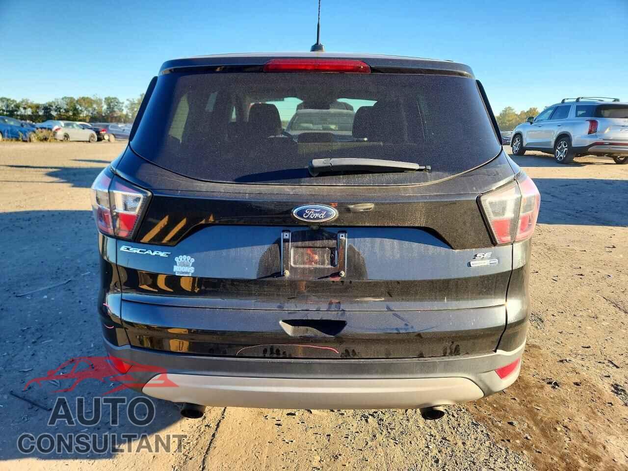 FORD ESCAPE 2017 - 1FMCU9GD5HUB26708