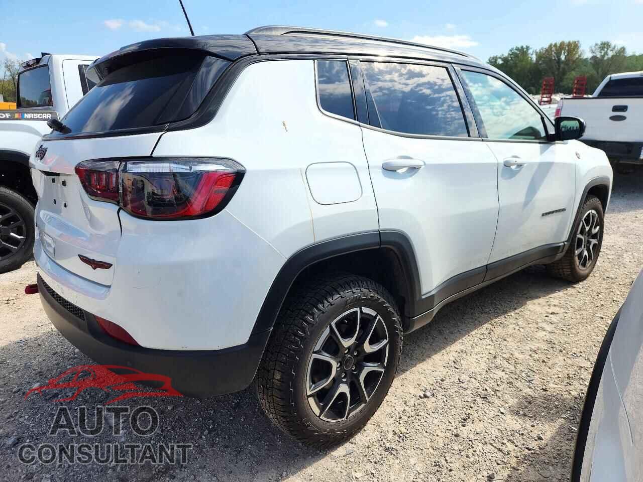 JEEP COMPASS 2025 - 3C4NJDDN8ST543716
